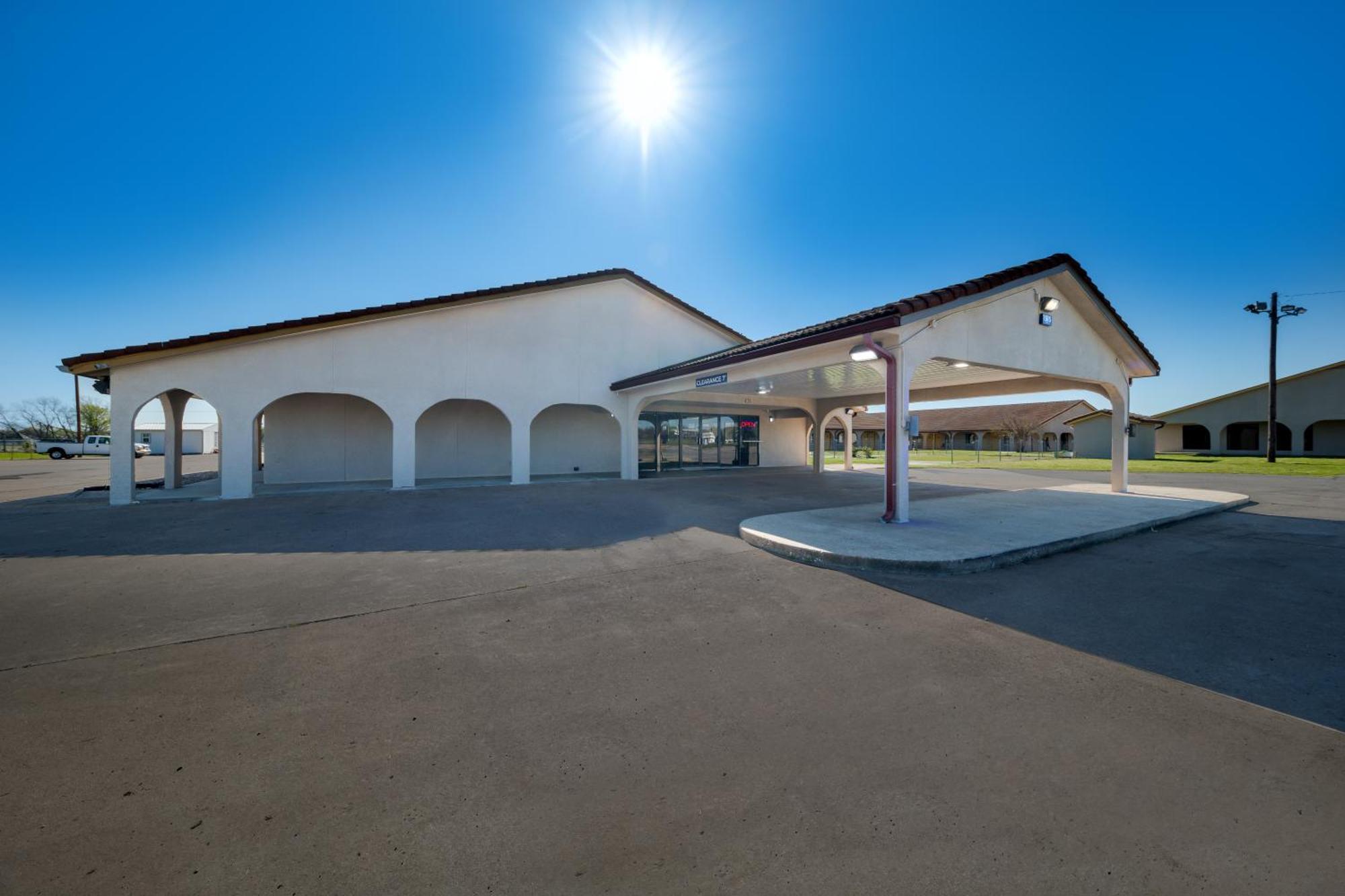 Americas Best Value Inn Bonham Exterior foto