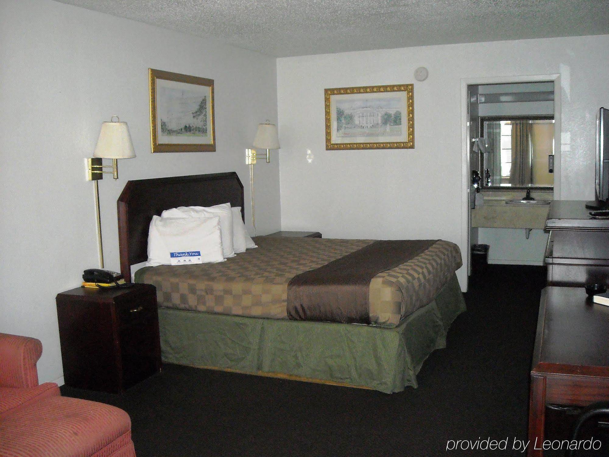 Americas Best Value Inn Bonham Exterior foto